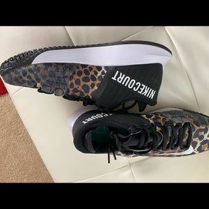 Nike Women Court Air Zoom Zero Tennis Shoe Size 11